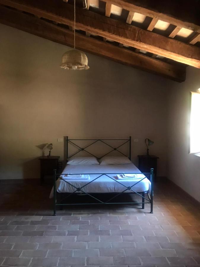 Agriturismo Il Covo Del Solengo Valtopina Exteriör bild