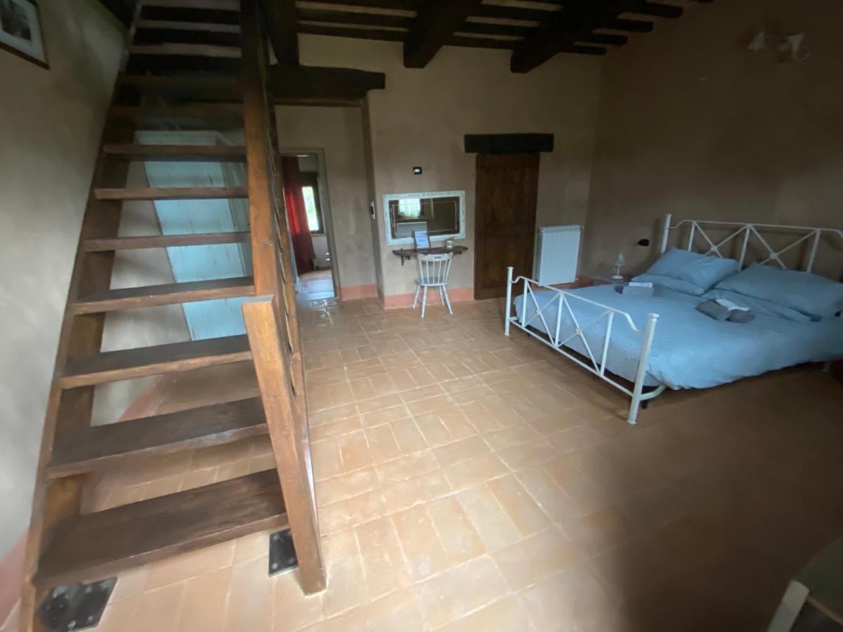 Agriturismo Il Covo Del Solengo Valtopina Exteriör bild