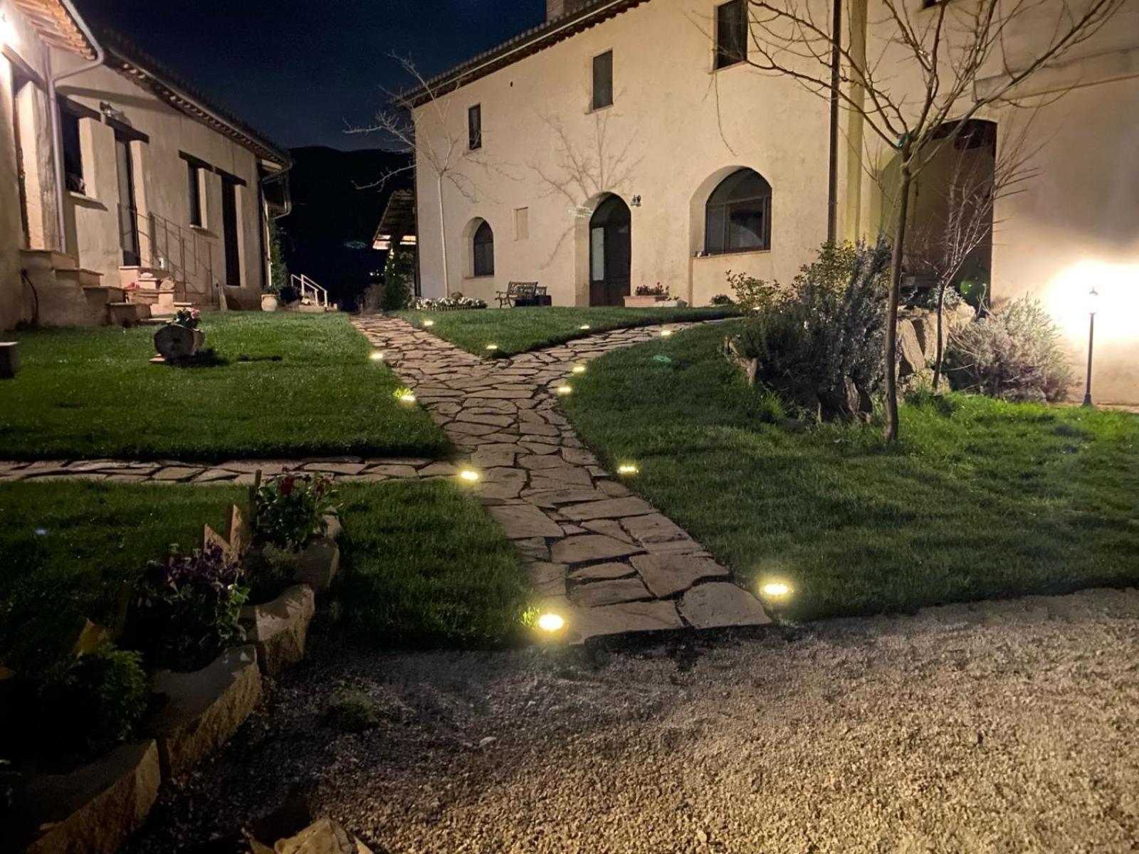 Agriturismo Il Covo Del Solengo Valtopina Exteriör bild