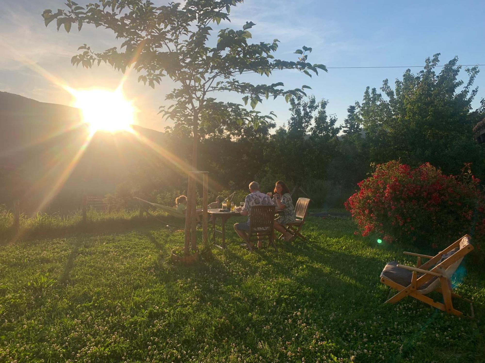 Agriturismo Il Covo Del Solengo Valtopina Exteriör bild